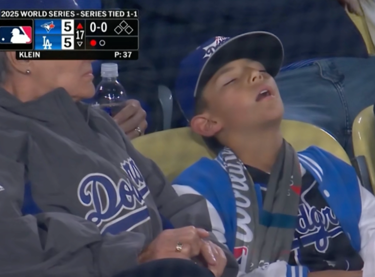 오늘자 월드시리즈 응원하러와서ㅋㅋ