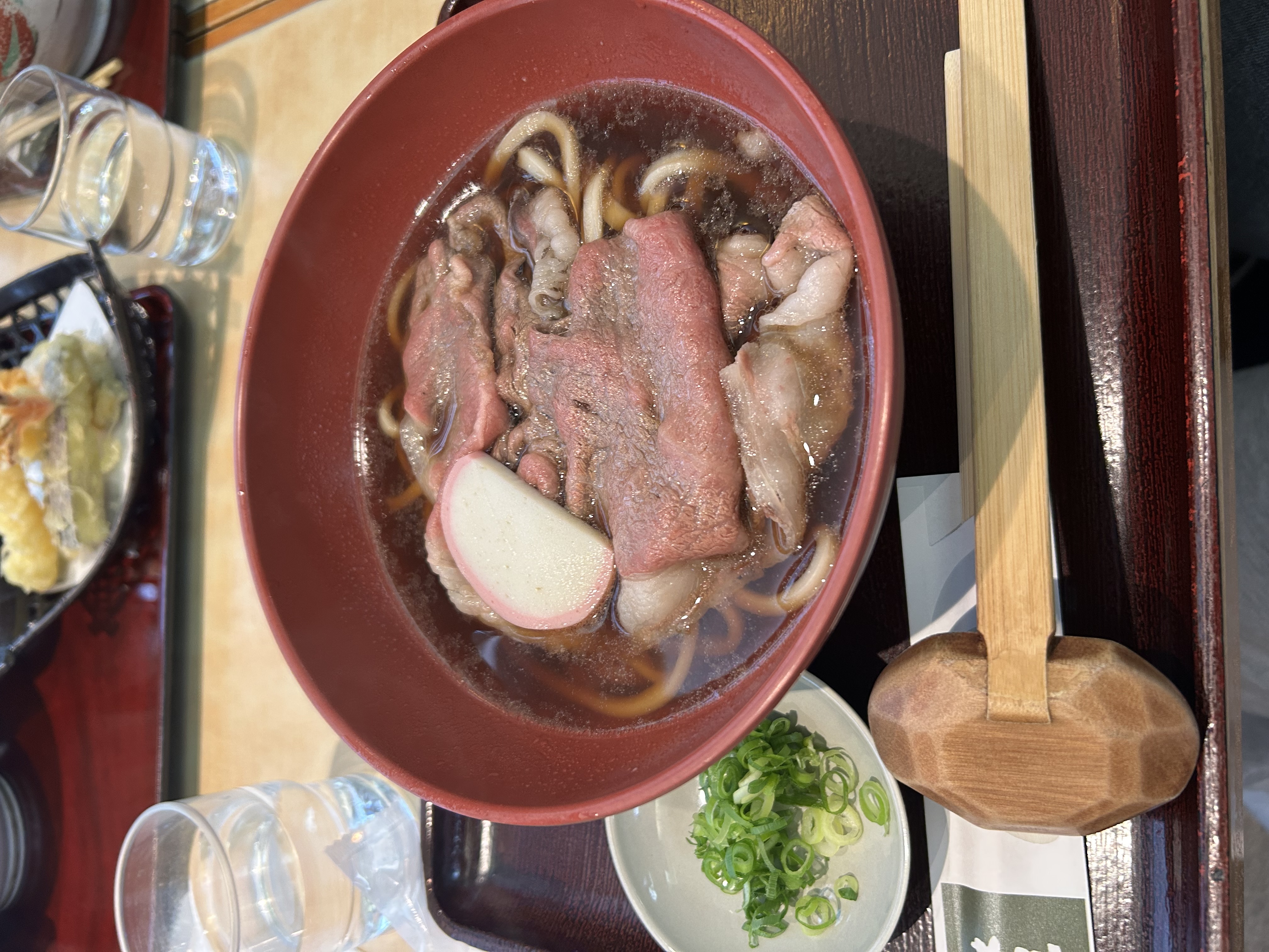 점심 우동 한그릇 합니다